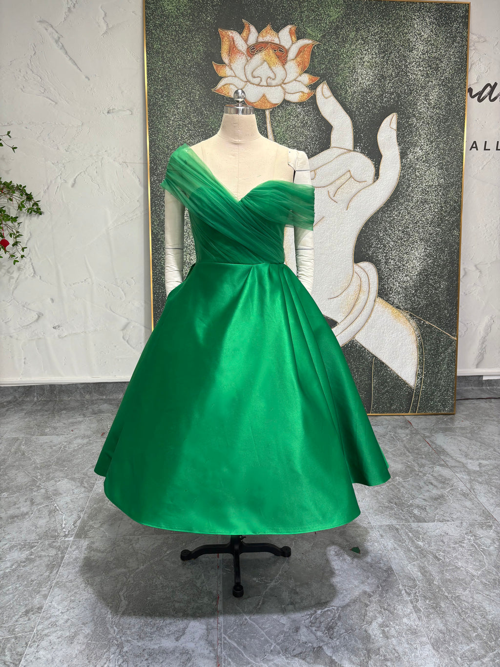 Chic Tea Length Green Ball Gown Prom Dress