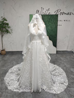 Halter Neckline Wedding Dress With Veil