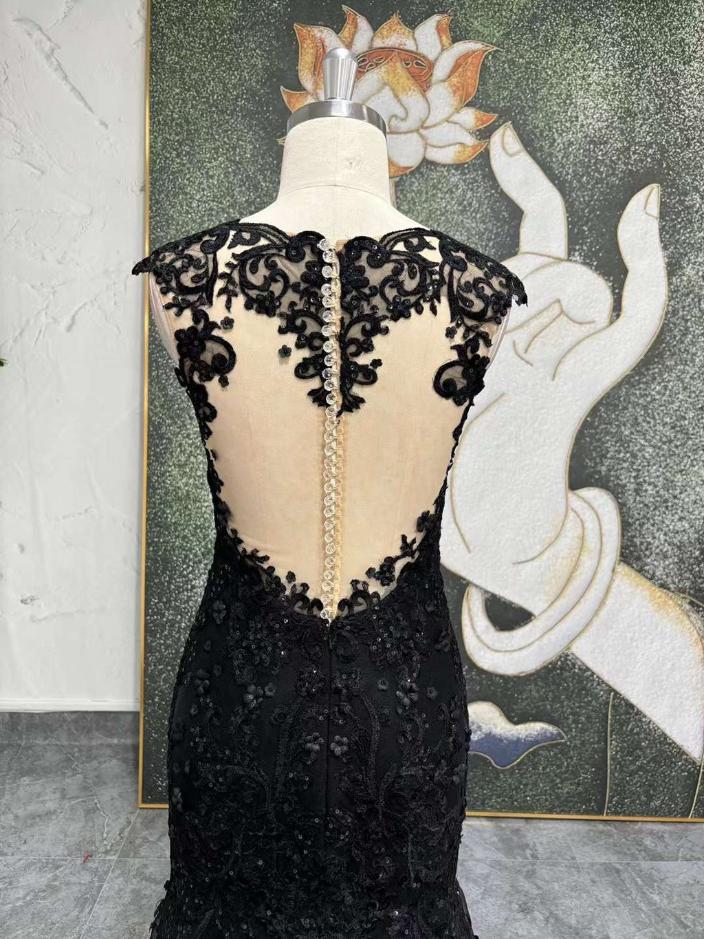 Mermaid Black Lace Wedding Dress with Train