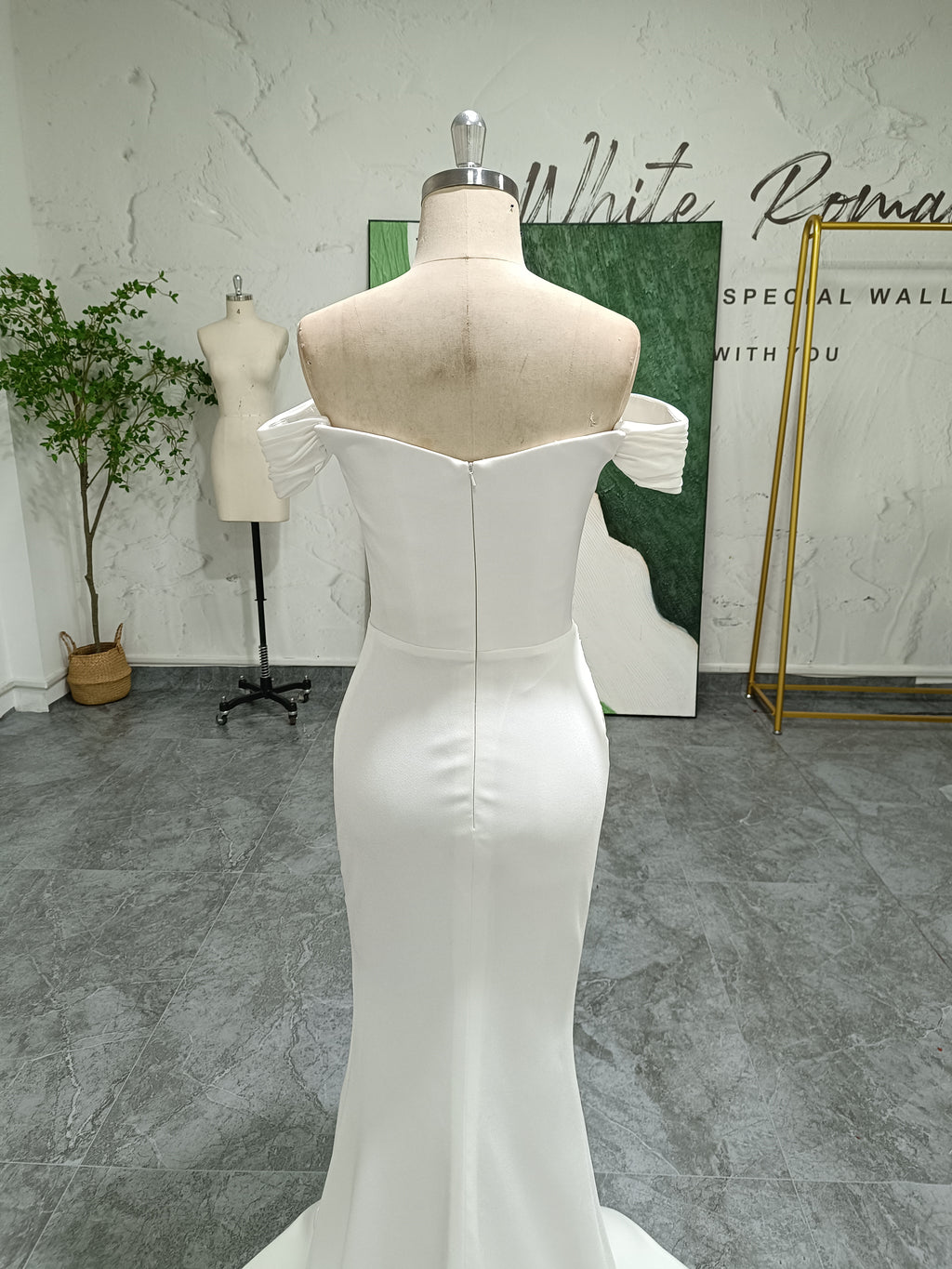 Mermaid Off Shoulder Sleeve Wedding Gown