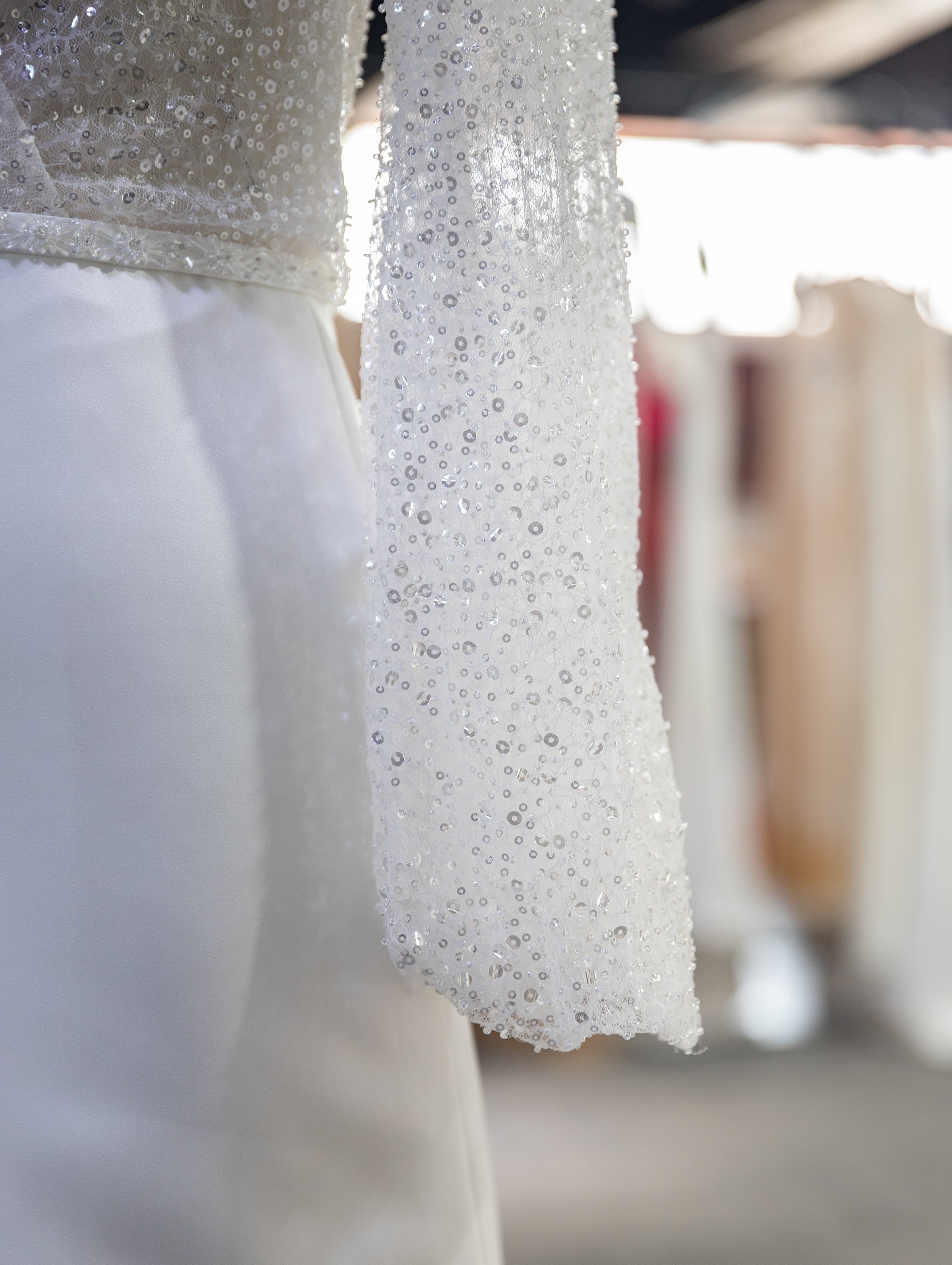 Sexy Long Sleeve Sequins Wedding Dress
