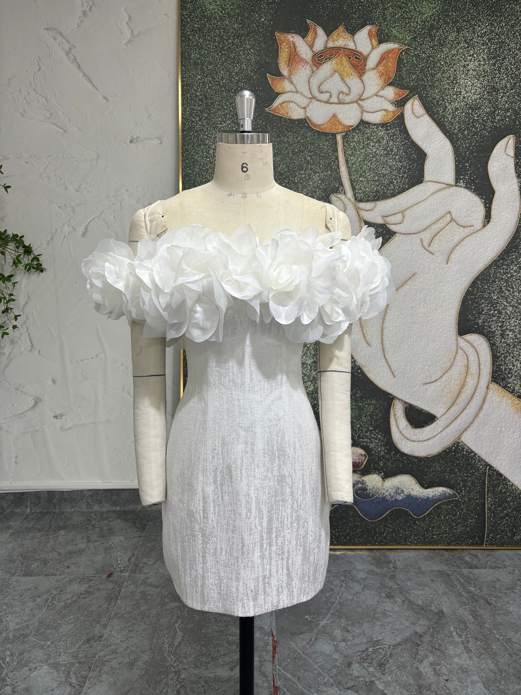 Stereo Petal Off-Shoulder Short Wedding Dress