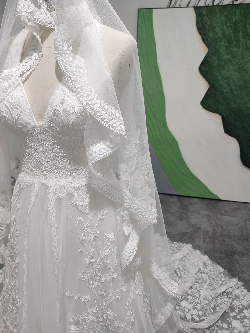 Summer lace wedding dress