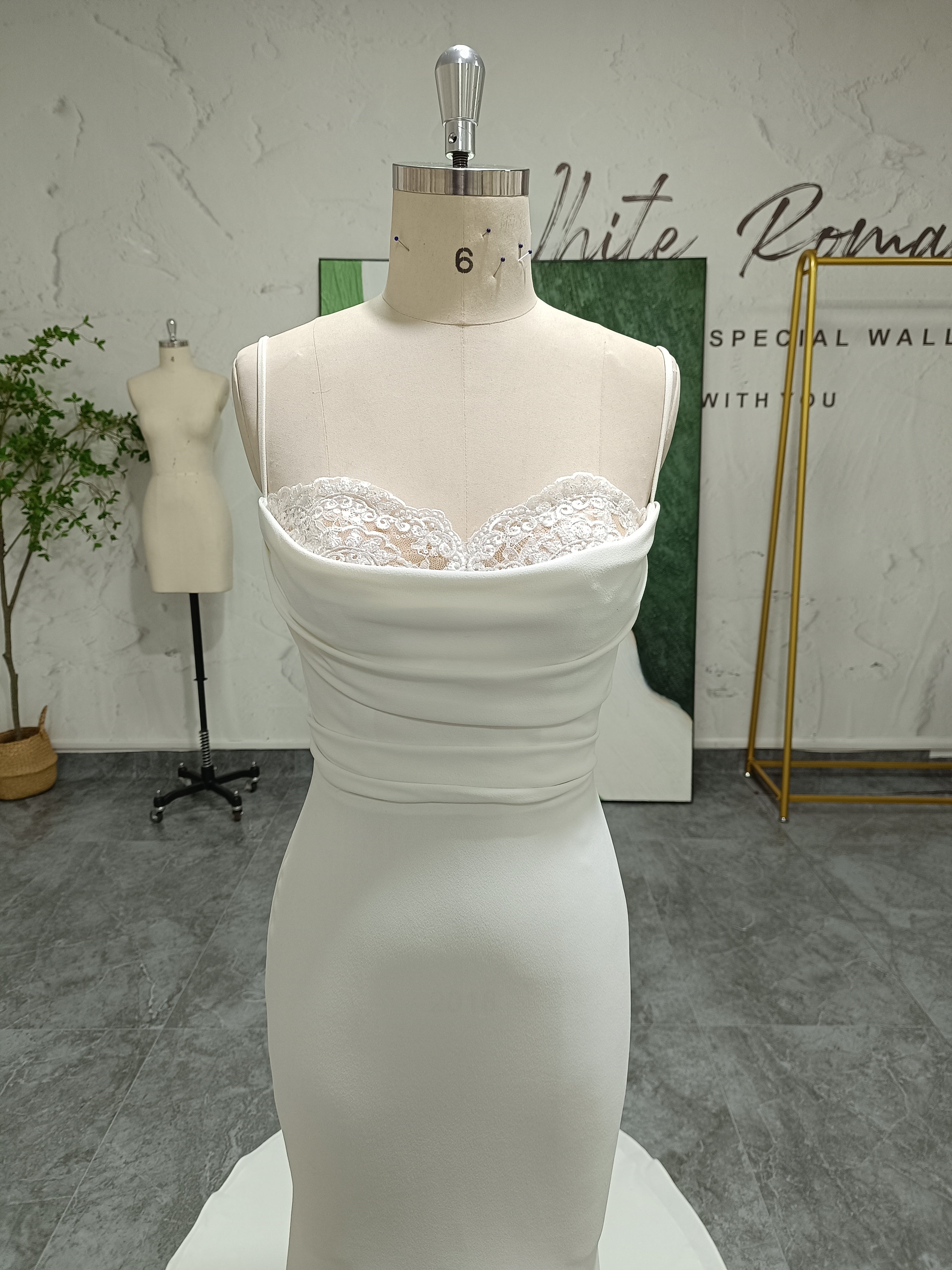 Sweetheart Sleeveless Corset Wedding Dress