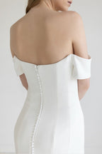 backless wedding dress