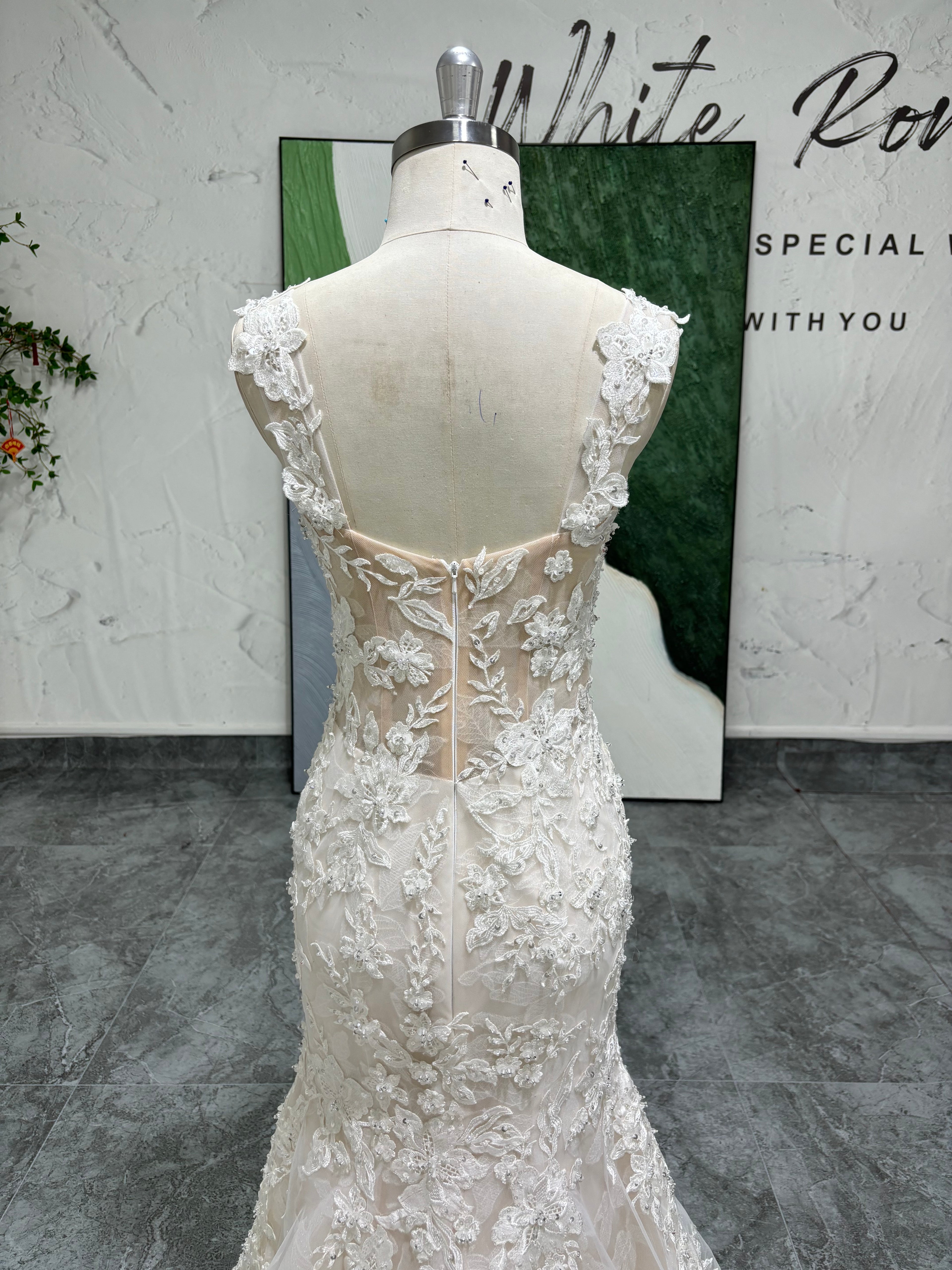 backless wedding dress