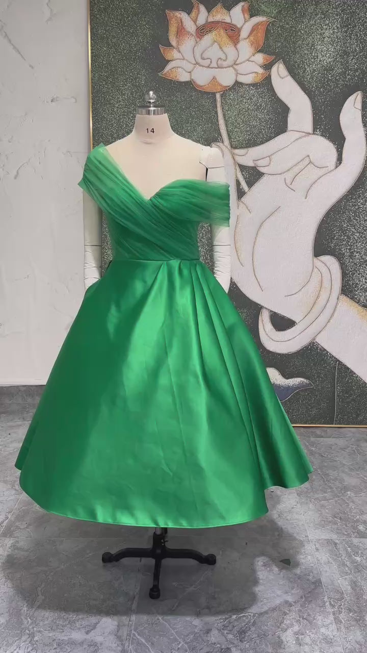 Chic Tea Length Green Ball Gown Prom Dress