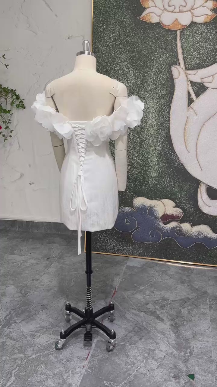 Stereo Petal Off-Shoulder Short Wedding Dress